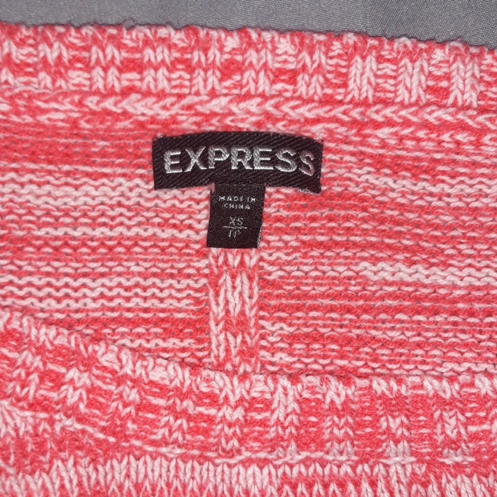 Express Fun & Classy Top XS - Picture 4 of 4